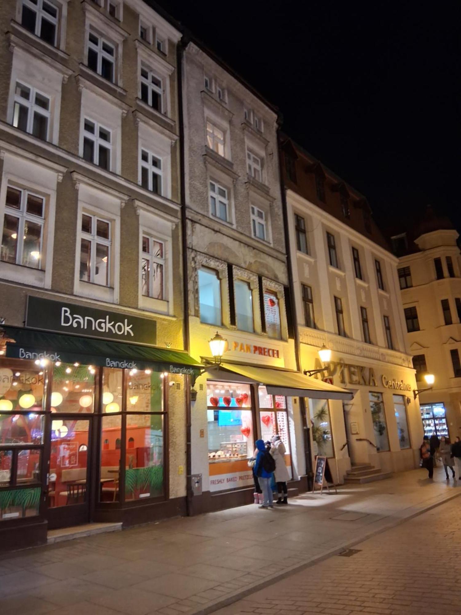 Apartment Szeroka 32 Torun